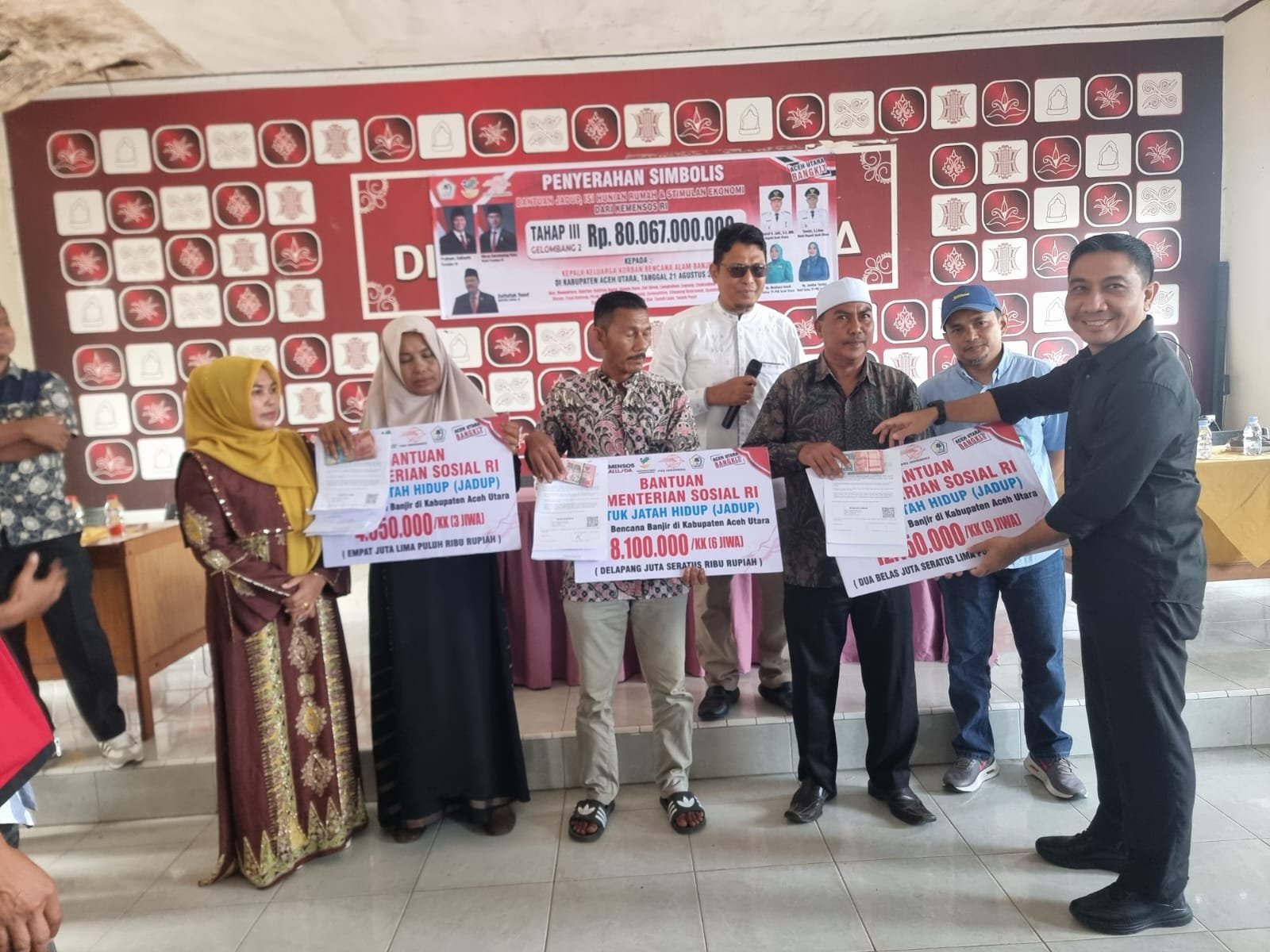 Ibu PKK Aceh Utara Serahkan Jadup Rp80 Miliar Secara Simbolis di Dewantara